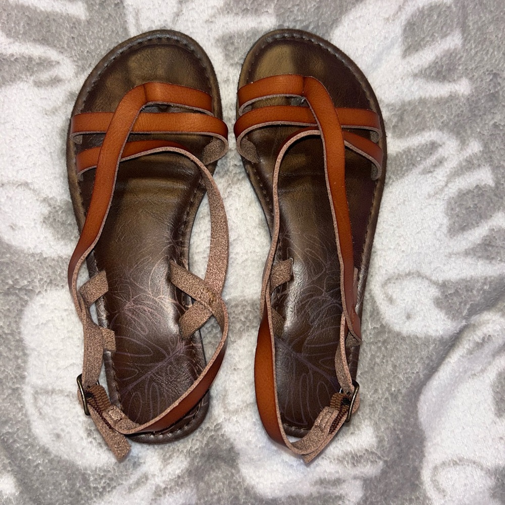 TIME AND TRU- Brown Strappy Sandals; Women’s size 6